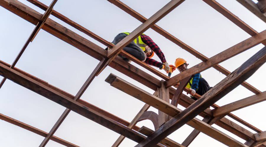 Expert new roof installation services in Crabtree, OR